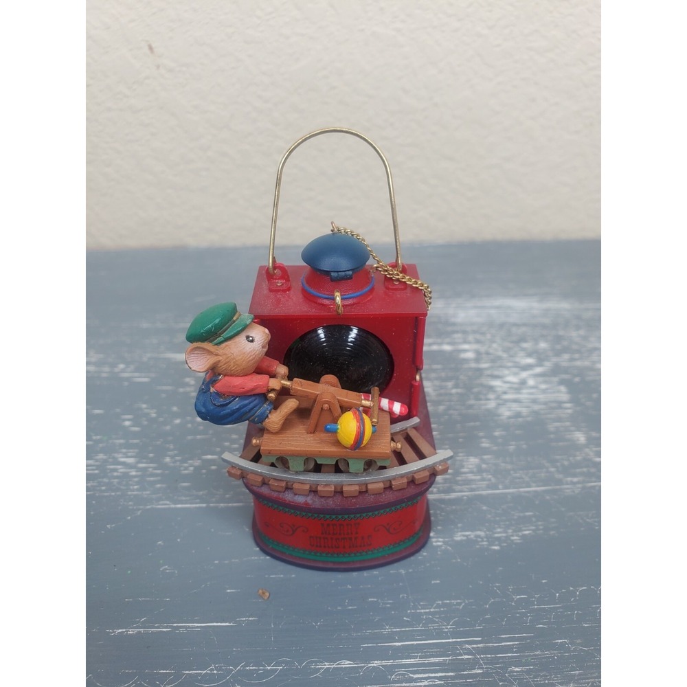 1991 Enesco Treasury Ornament Lighting the Way Railroad Mouse Handcar Train